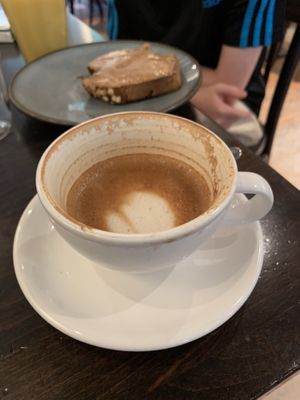 Great coffee with plant based mills  at roots - Lintheschergasse in Zurich