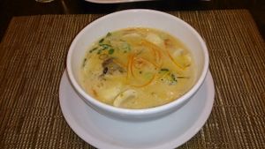 Kokos-Limetten-Suppe at Savory Chay in Berlin