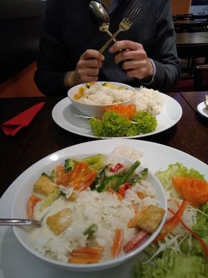 Mango and green curry at Savory Chay in Berlin