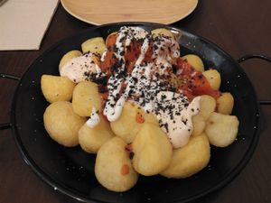 Patatas bravas at Natura Gourmet in Alicante