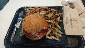 Copper's burger at Copper Branch - 600 Maisonneuve W/O in Montreal