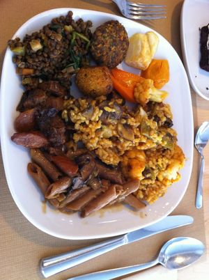 buffet plate at Miobio in Valencia