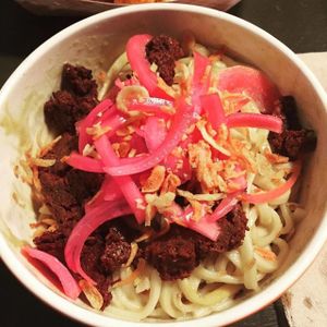 Vegan Miso Mac at Krunkwich Ramen House in Des Moines