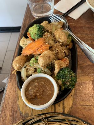 Chicken hotplate at Golden Lotus Vegan in Newtown