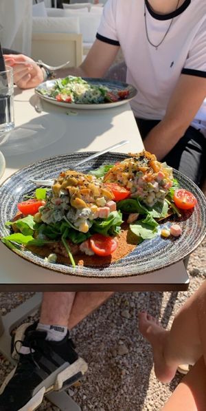 Raw Pizza at Art of Raw at The Garden Lounge in Zadar