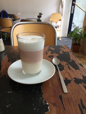 Chai latte ( lactosefree options exist)  at SEM Sla En Meer in Amersfoort