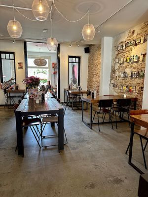 Interior  at Domburgsche Bier en Melksalon in Domburg