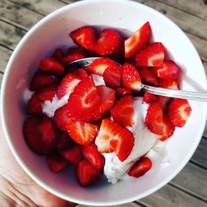 STRAWBERRY AND ICE CREAM at Veganius in Buenos Aires