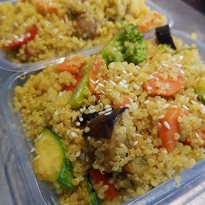 Wok de quinoa at Veganius in Buenos Aires