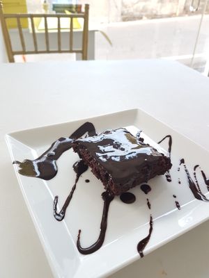 The famous brownie! at Smokey's The Brownie Bar in Colombo