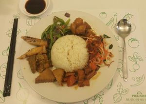 Set menu 50,000đ at Hieu Sinh Vegetarian Restaurant in Hanoi