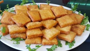 Fried sticky rice at Hieu Sinh Vegetarian Restaurant in Hanoi