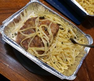 Chk'n Picatta at 21 Oak in Manchester