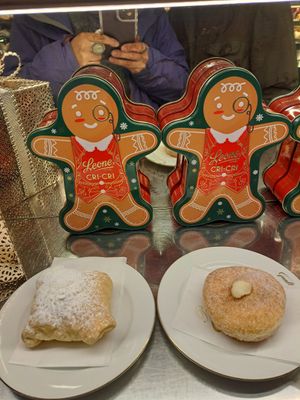 Estaban buenos pero no exquisitos at Pasticceria Gualtieri in Florence