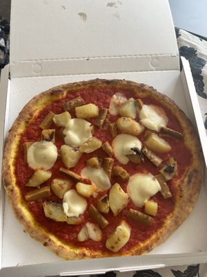   at Pizzeria La Garganica in Bologna