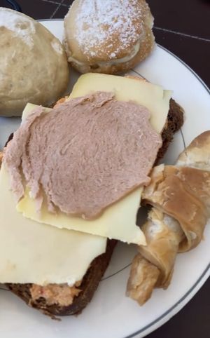 Café da manhã do hotel at Hotel Serra da Estrela - Restaurante Alquimia in Campos Do Jordao