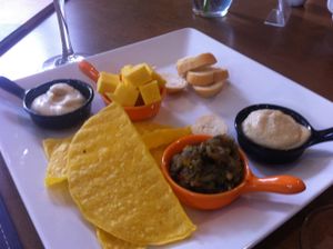 Couvert vegano com queijos vegetais! Delícia! at Hotel Serra da Estrela - Restaurante Alquimia in Campos Do Jordao