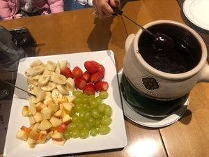 Fondue de chocolate e frutas  at Hotel Serra da Estrela - Restaurante Alquimia in Campos Do Jordao