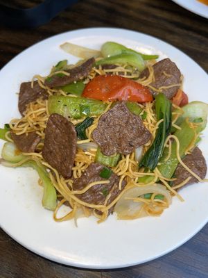 Soy beef with noodles and veg  at Red Chilli in Hue