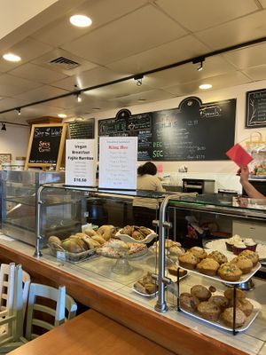 Counter  at Jodi Bee Bakes in Salem