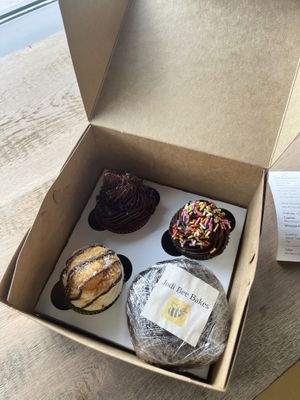 s’mores, chocolate cherry, vanilla chocolate cupcakes and a cookie dough whoopie pie  at Jodi Bee Bakes in Salem