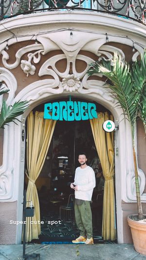 Gorgeous building!  #Veganuary at FOREVER in Mexico City