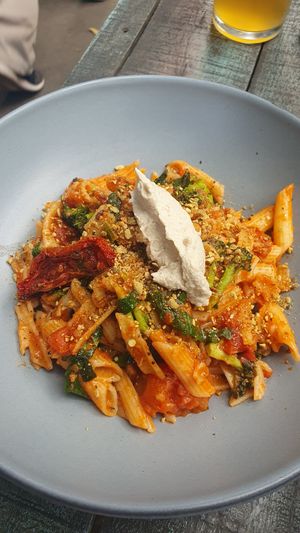 Pasta rústica sin gluten con "mozzarella" de nuez at FOREVER in Mexico City