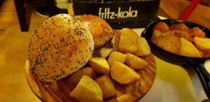 Hamburgesa Diablo at Recyclo Bike Cafe in Malaga