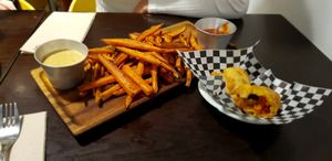 Batatas y Taco at Recyclo Bike Cafe in Malaga