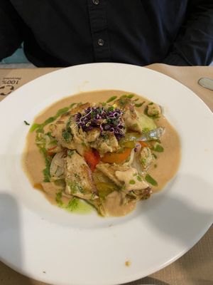 Huera with sautéed vegetables and peanut sauce (also vegan) at Vegetalia - Born in Barcelona