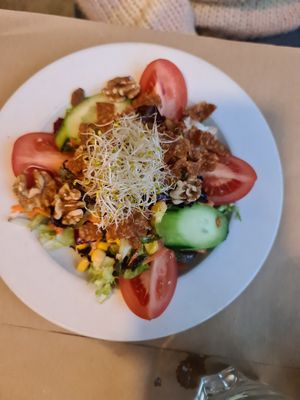 Ensalada Verde at Vegetalia - Born in Barcelona