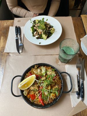 Vegan paella and superfood bowl   at Vegetalia - Born in Barcelona