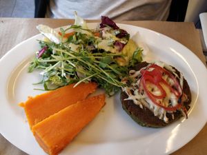 Soy and spinach burger at Vegetalia - Born in Barcelona