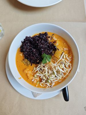 Curry at Vegetalia - Born in Barcelona