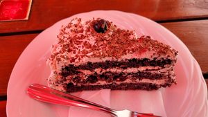 vegane Schwarzwälder at Rifugio Vajolet in Vigo Di Fassa