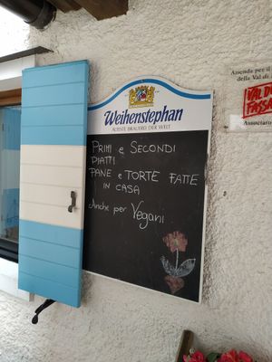 All'ingresso at Rifugio Vajolet in Vigo Di Fassa