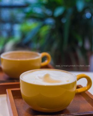 Earl grey tea latte (front) and chai tea (behind) - both vegan :) at Apprivoiser Whole Food Cafe in Kyoto
