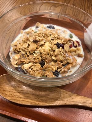 Vegan granola bowl...delicious! at Apprivoiser Whole Food Cafe in Kyoto