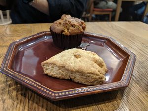 Muffin and scone at Apprivoiser Whole Food Cafe in Kyoto