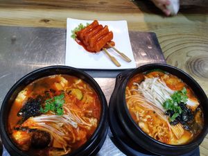 Tteokkochi at The Boneless Kitchen - 无骨厨房 in Central Singapore