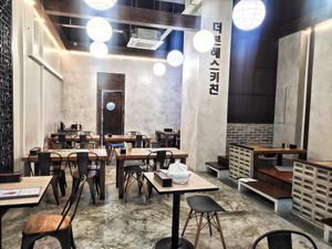 Interior at The Boneless Kitchen - 无骨厨房 in Central Singapore