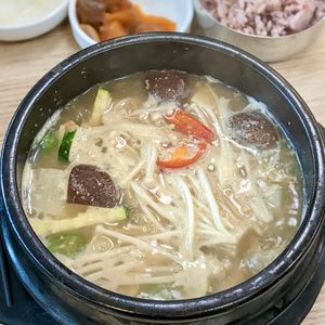 Doenjang Jjigae at The Boneless Kitchen - 无骨厨房 in Central Singapore