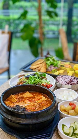 Soondubu Jjigae, Karebap Korean Curry Rice, Savoury Sweet Shiitake & King Oyster Mushrooms at The Boneless Kitchen - 无骨厨房 in Central Singapore