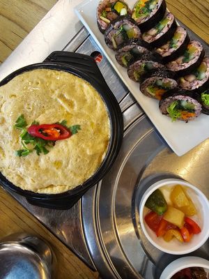 Steam Egg & Kimbap at The Boneless Kitchen - 无骨厨房 in Central Singapore