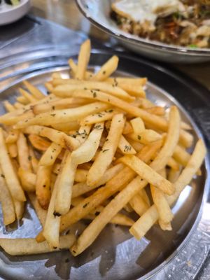 Fries at The Boneless Kitchen - 无骨厨房 in Central Singapore