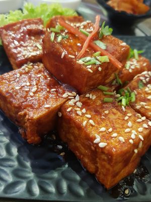 Toufu at The Boneless Kitchen - 无骨厨房 in Central Singapore