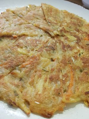 Vegetable pancake at The Boneless Kitchen - 无骨厨房 in Central Singapore