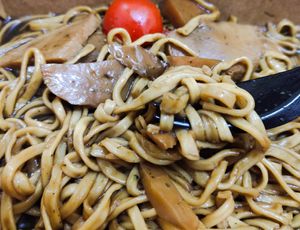 Braised bailing mushroom with Ee Fu noodles at elemen 元素 - Millenia Walk in Central Singapore