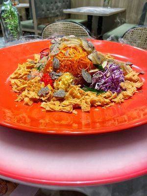 Truffle yu sheng  at elemen 元素 - Millenia Walk in Central Singapore