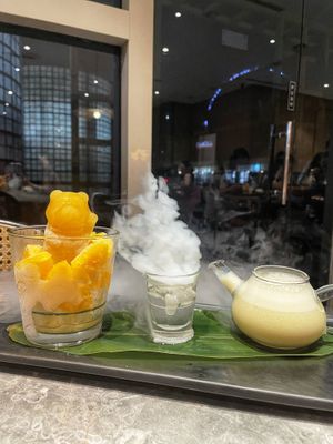 Blossom orange green tea  at elemen 元素 - Millenia Walk in Central Singapore